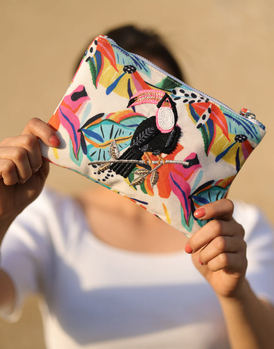 🎁 Toucan Pouch (100% off)