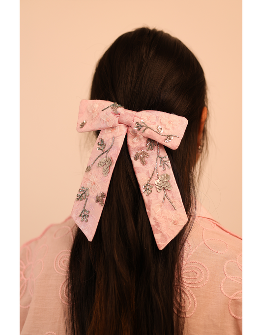 Shimmery Leaf Bow