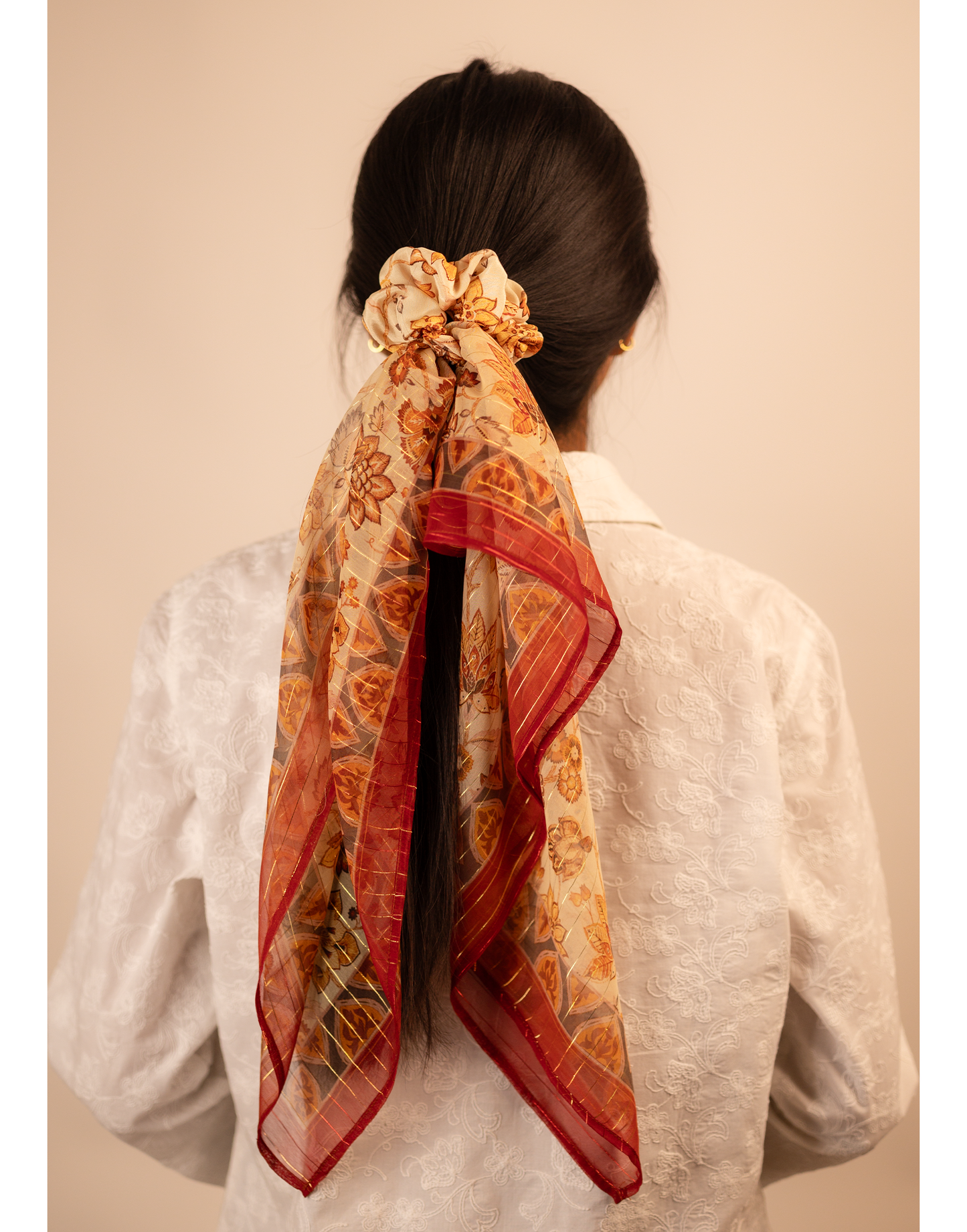 Elegant Patterned Scarf